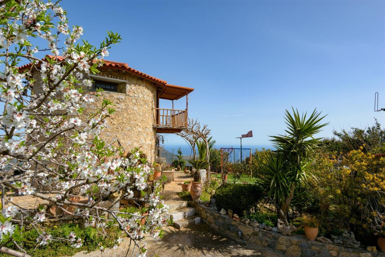 Traditional Windmill-Milos Kroustas Exterior foto