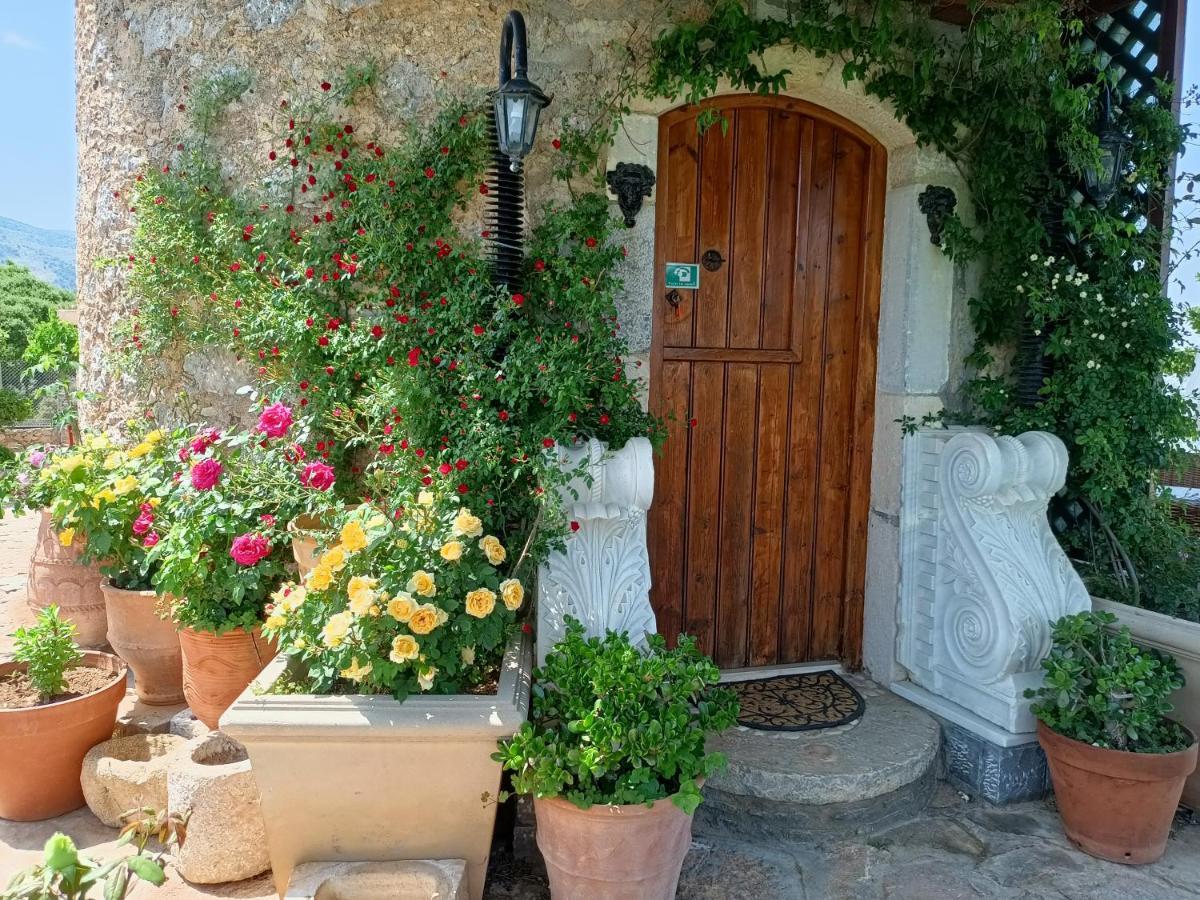 Traditional Windmill-Milos Kroustas Exterior foto