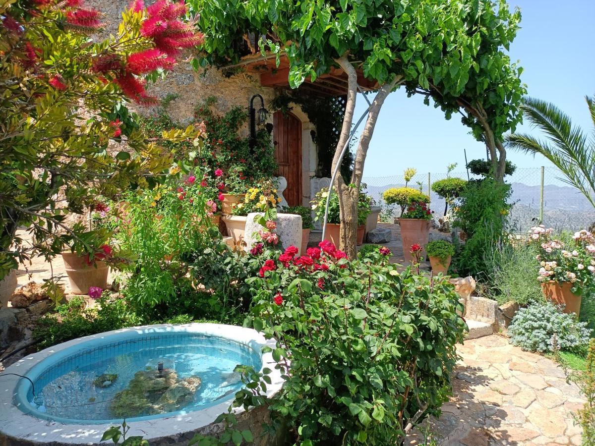 Traditional Windmill-Milos Kroustas Exterior foto